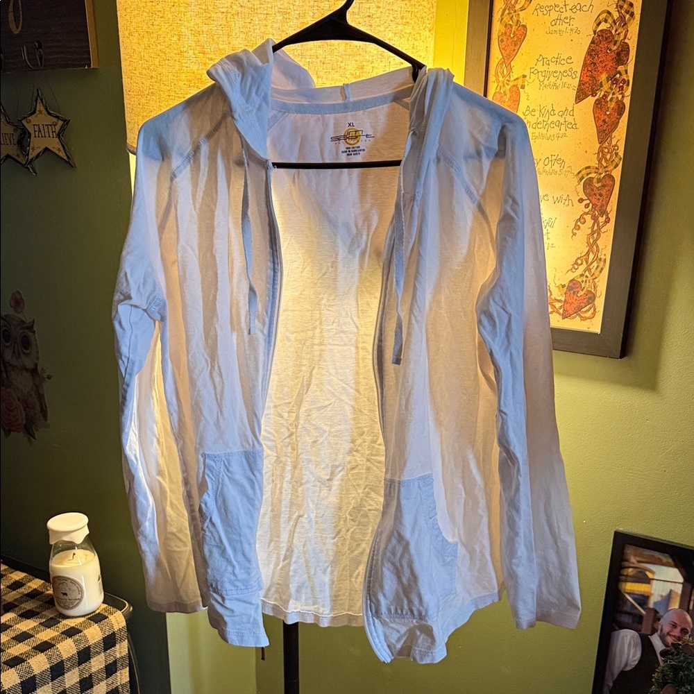 Lightweight White Hooded Jacket
